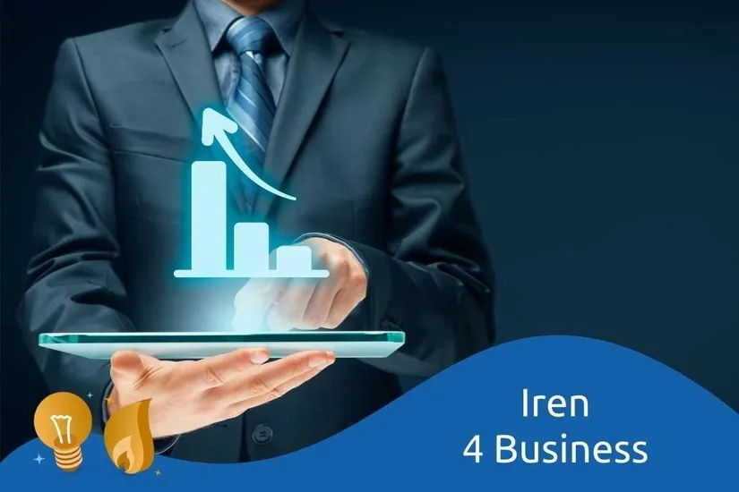 Imprenditrice nel suo ufficio mentre attiva un'offerta Iren 4 Business per la propria attività