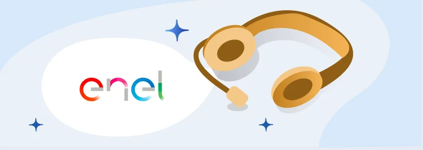 Cliente Enel al telefono con un operatore del numero verde di assistenza